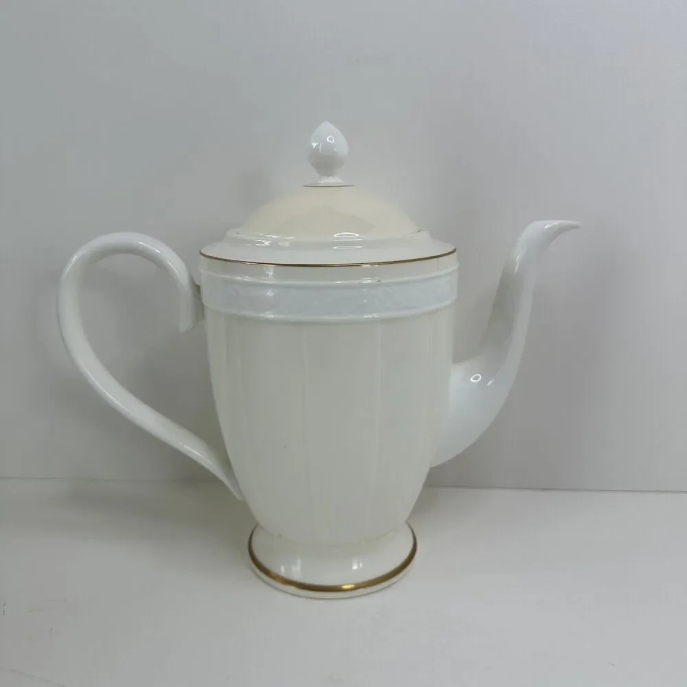 Villeroy & Boch Germany IVOIRE Chateau Collection 4 Cup Coffee Pot Lid NWT